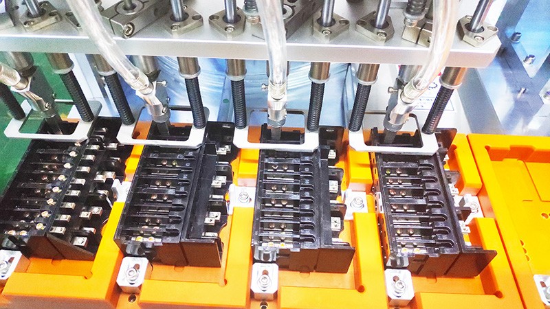 精心自動(dòng)打螺絲機(jī)設(shè)備生產(chǎn)廠家 自動(dòng)鎖螺絲機(jī)